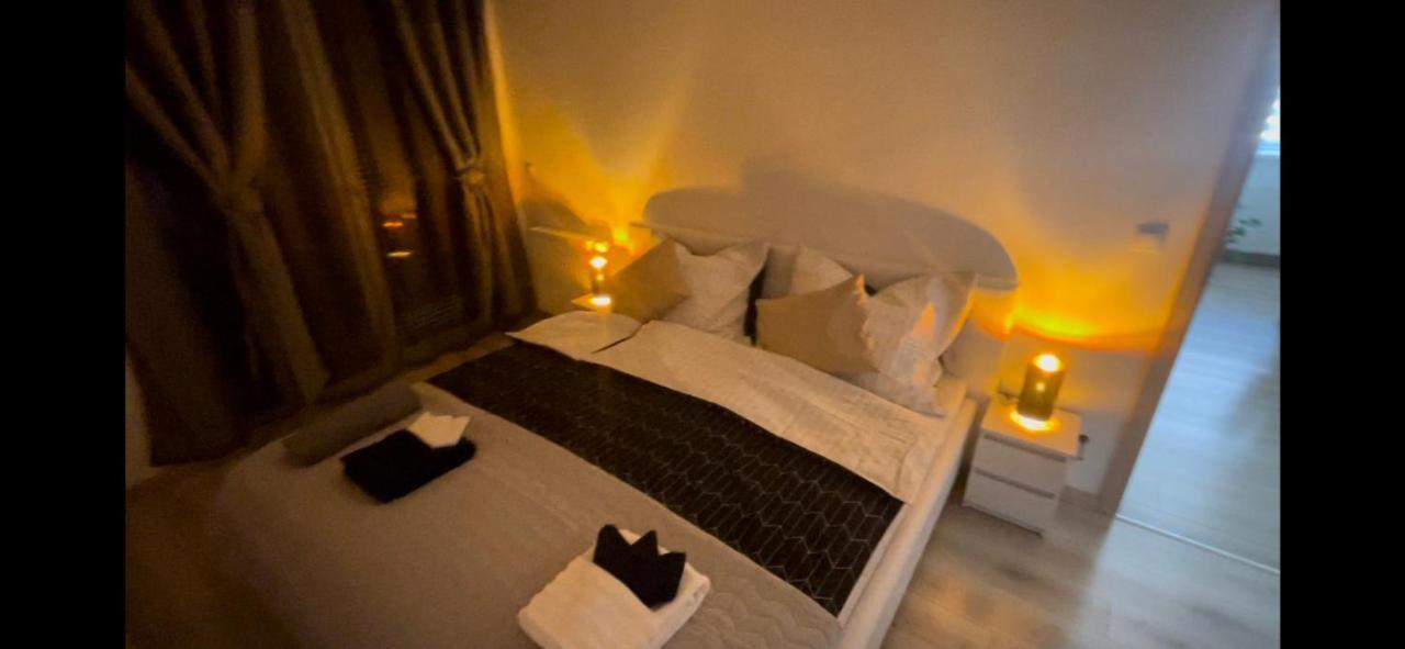 N.Cristian Apartment Budapest Eksteriør billede